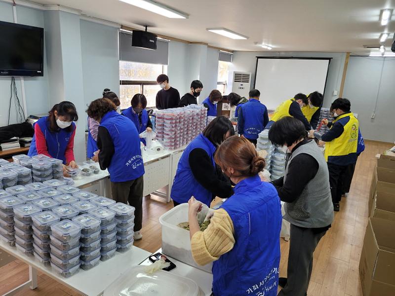 11서구자원봉사센터,_한전KPS(주)와_함께하는_밑반찬_지원__(2).jpg 이미지