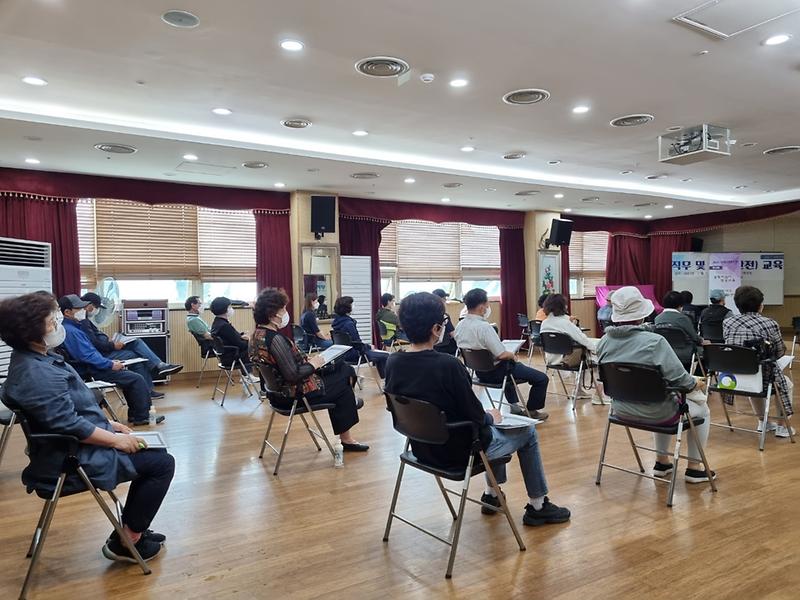 2서구,_어르신의_행복한_삶_위해_정신건강_관리_힘쓴다!__(2).jpg 이미지