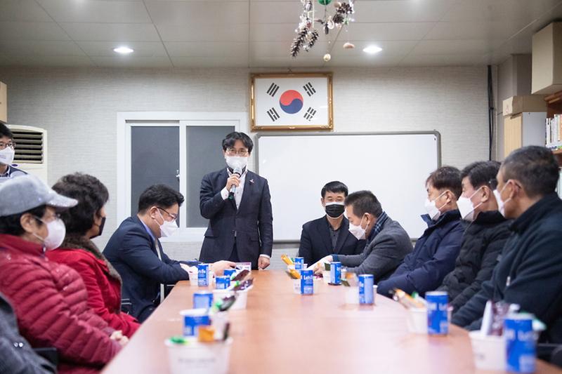4서구,_‘찾아가는_공동주택_맞춤형_교실’···입주자와_현안_논의_.jpg 이미지