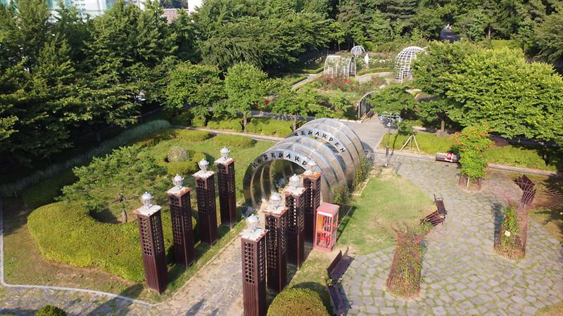 4서구,_장미원에_야간경관조명_설치...‘새_단장’__(2).jpg 이미지