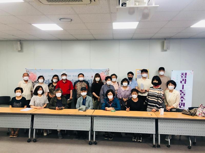 9청라1동,_주민자치사업으로_‘어르신_디지털_교육’__(2).jpg 이미지