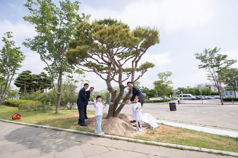 1‘인구_60만_돌파’_서구,_아시아드경기장에_기념식수_(1).jpg 이미지