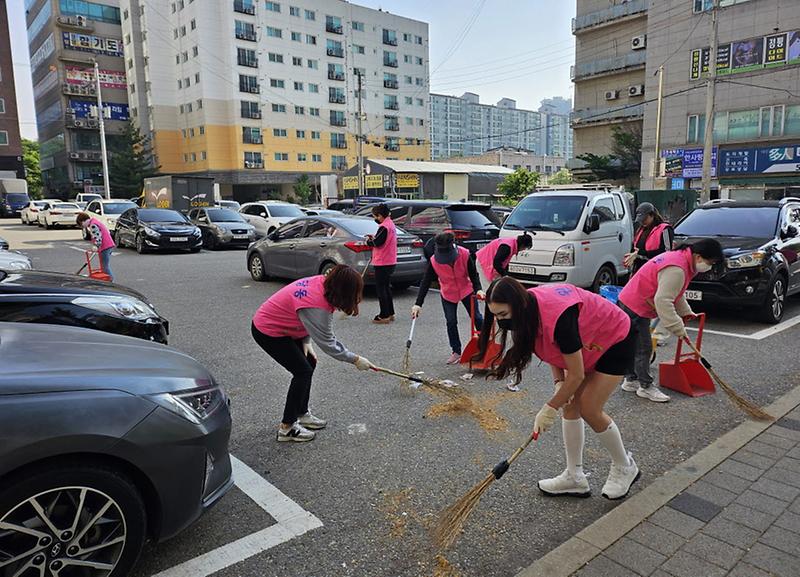 13원당동,_5월_클린업데이_환경정비_실시(2).jpg 이미지