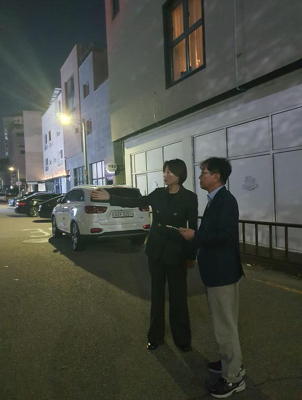 2서구청­서구의회_청라동_야간_조명시설_합동점검_실시(1).jpg 이미지