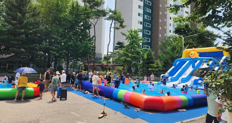 3경서_골목형상점가_공동마케팅_지원사업_추진,_summer_물놀이_축제(2).jpg 이미지