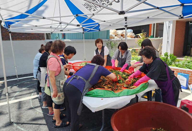 4가좌3동_주민자치회,_건강한_반찬_만들어_나눔하기_사업_추진(2).jpg 이미지