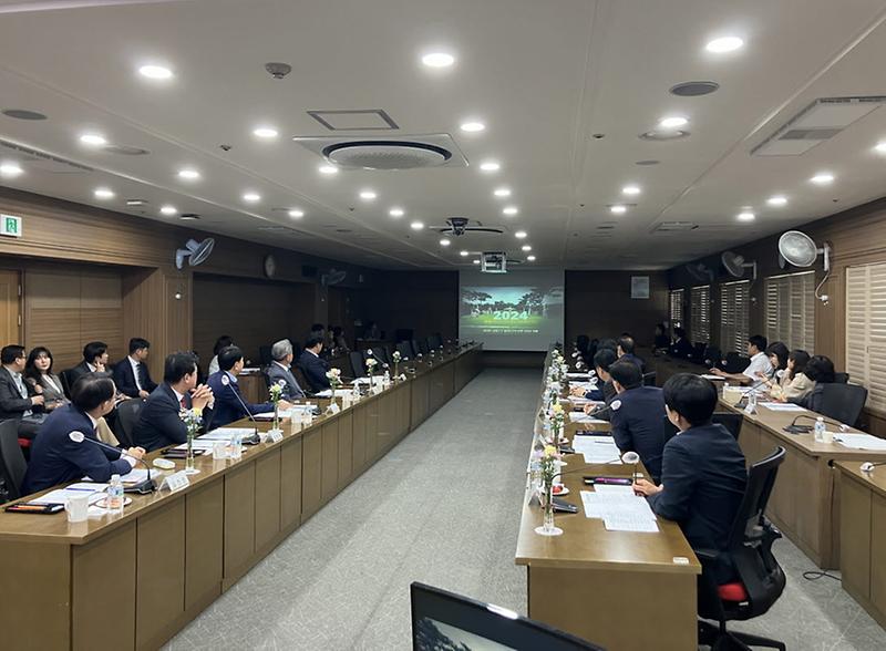 4인천지역_군수‧구청장,_국제스케이트장_인천_유치_기원(2).jpg 이미지