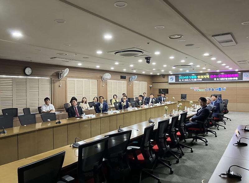 4인천지역_군수‧구청장,_국제스케이트장_인천_유치_기원(3).jpg 이미지