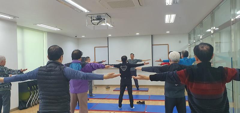4석남건강생활지원센터,_중장년_아버지_활력충전!_건강교실_운영(3).jpg 이미지