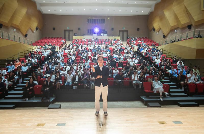 6인천_서구,_유현준_건축가_초청_강연_개최(3).jpg 이미지