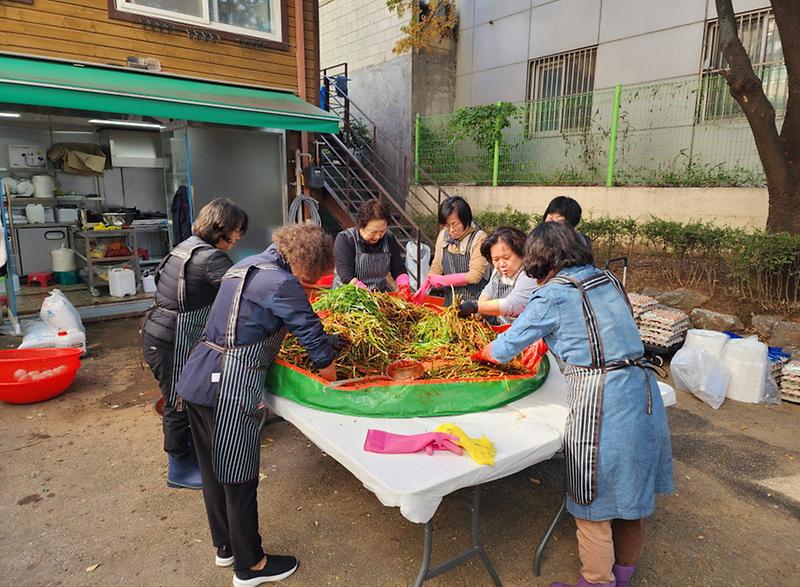 7가좌3동_주민자치회,_건강한_반찬_만들어_나눔하기_사업_추진(1).jpg 이미지