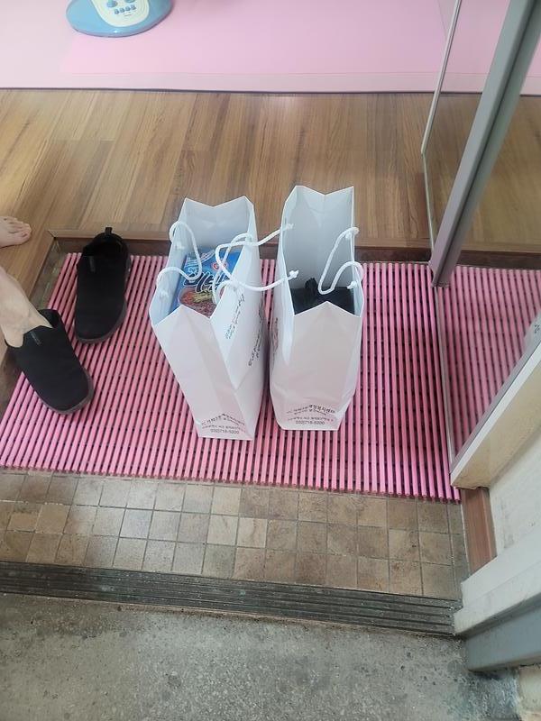 8가좌3동_지역사회보장협의체,_온기가득_반찬_지원사업으로_나눔의_온기_배달(2).jpg 이미지