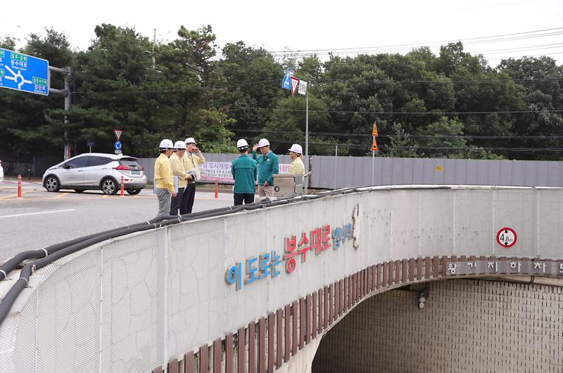 강범석_서구청장,_우기철_지하차도_배수시설_현장_점검_나서(3).jpg 이미지
